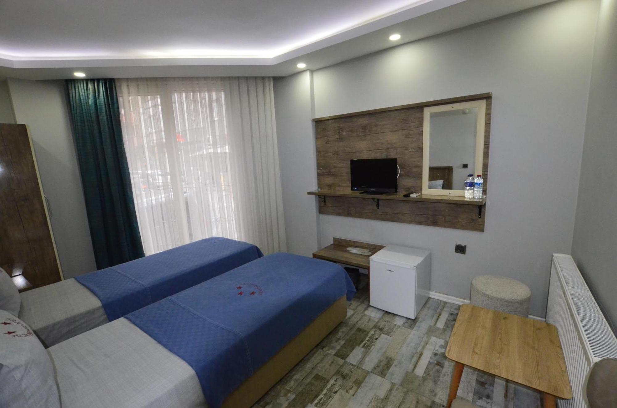 Tuem Palace Otel Bandırma Εξωτερικό φωτογραφία